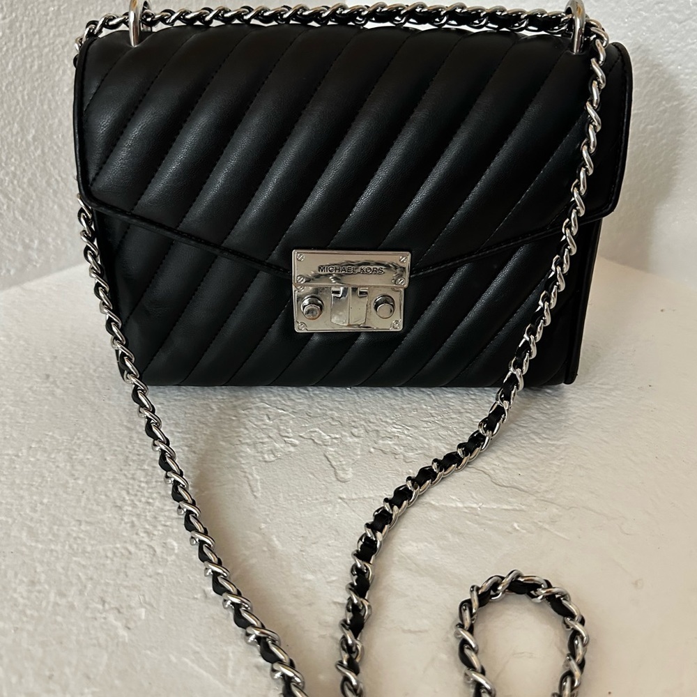 Micheal Kors shoulder and crossbody bag​ - Picture 2 of 3